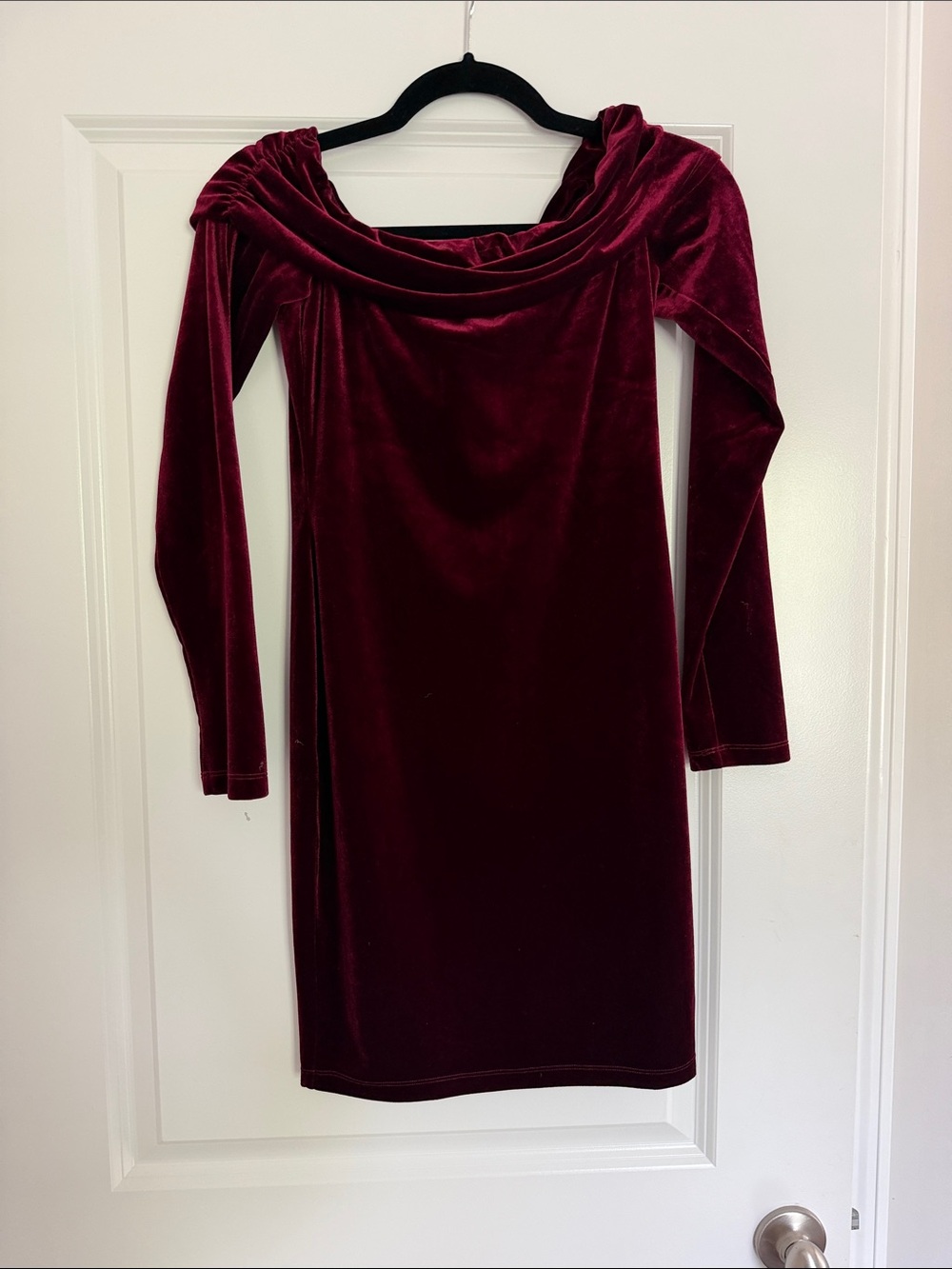 Bardot Off-Shoulder Velvet Dress in Burgundy